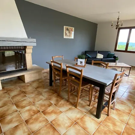 Maison En Campagne Avec Vue Sur Les Pyrenees *