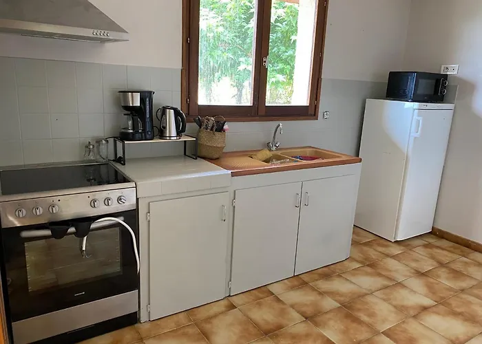 Hébergement de vacances Maison En Campagne Avec Vue Sur Les Pyrénées Estampes